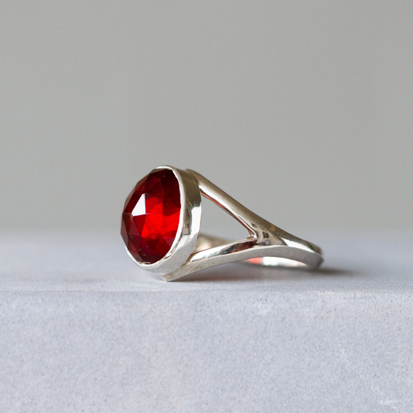 Mozambique Garnet Silver Cleo Ring