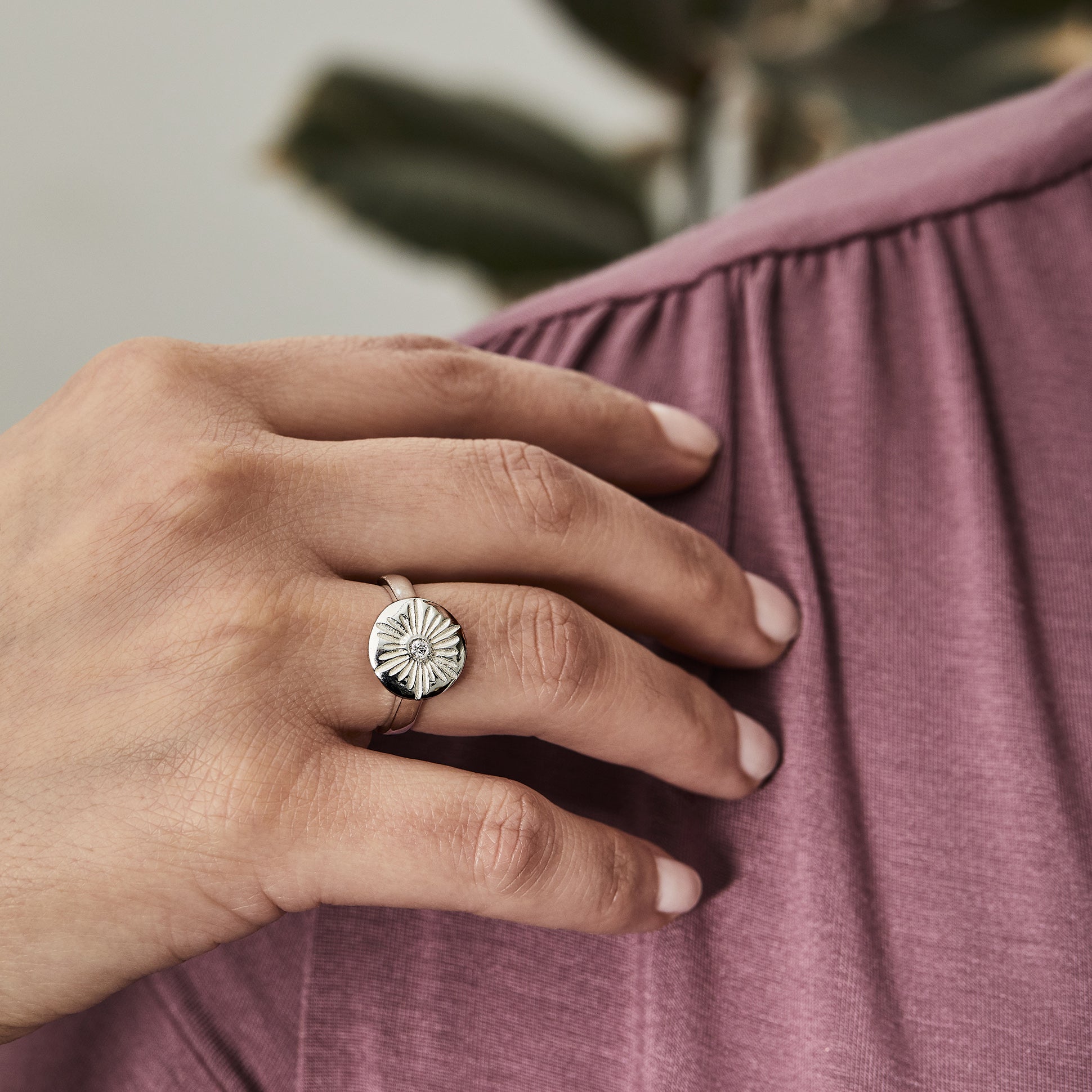 6 Precious Metal Jewelry Pieces Under $500