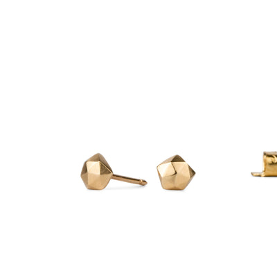 Micro Fragment small faceted stud earrings in gold vermeil on a white background