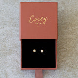 Medium Aurora Diamond Stud Earring in Yellow Gold