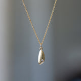 Pebble Necklace in Gold