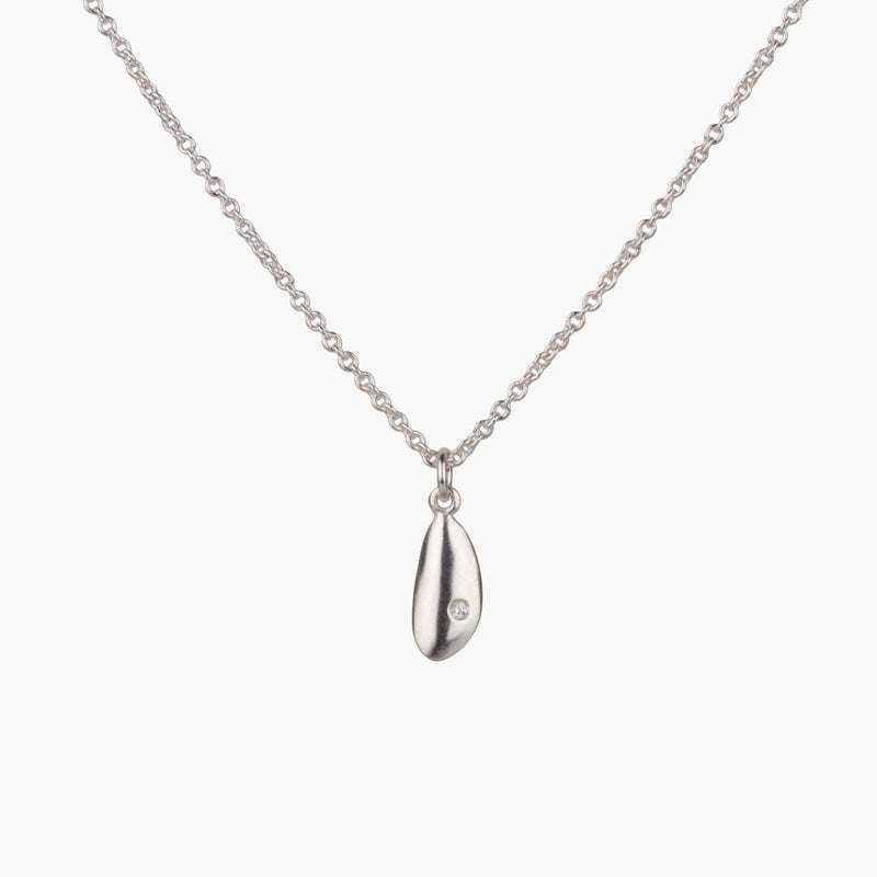 Pebble Necklace in Sterling Silver
