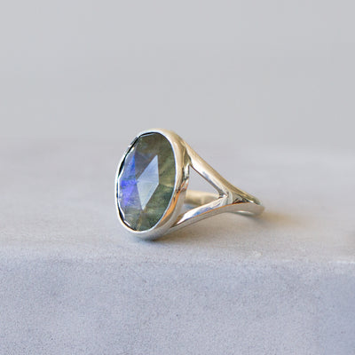 Labradorite Silver Cleo Ring #4 on a plain background, side angle