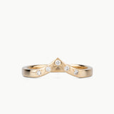 Pinnacles White Diamond Peaked Band