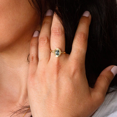 1ct North-South Oval Aurora Engagement Ring - Montana Sapphire in Yellow Gold