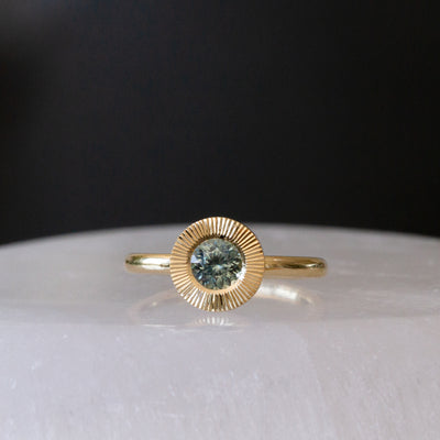 .62ct Round Aurora Engagement Ring - Teal Montana Sapphire in Yellow Gold