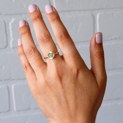 .62ct Round Aurora Engagement Ring - Teal Montana Sapphire in Yellow Gold