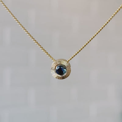 Small Aurora Blue Sapphire Necklace in Yellow Gold