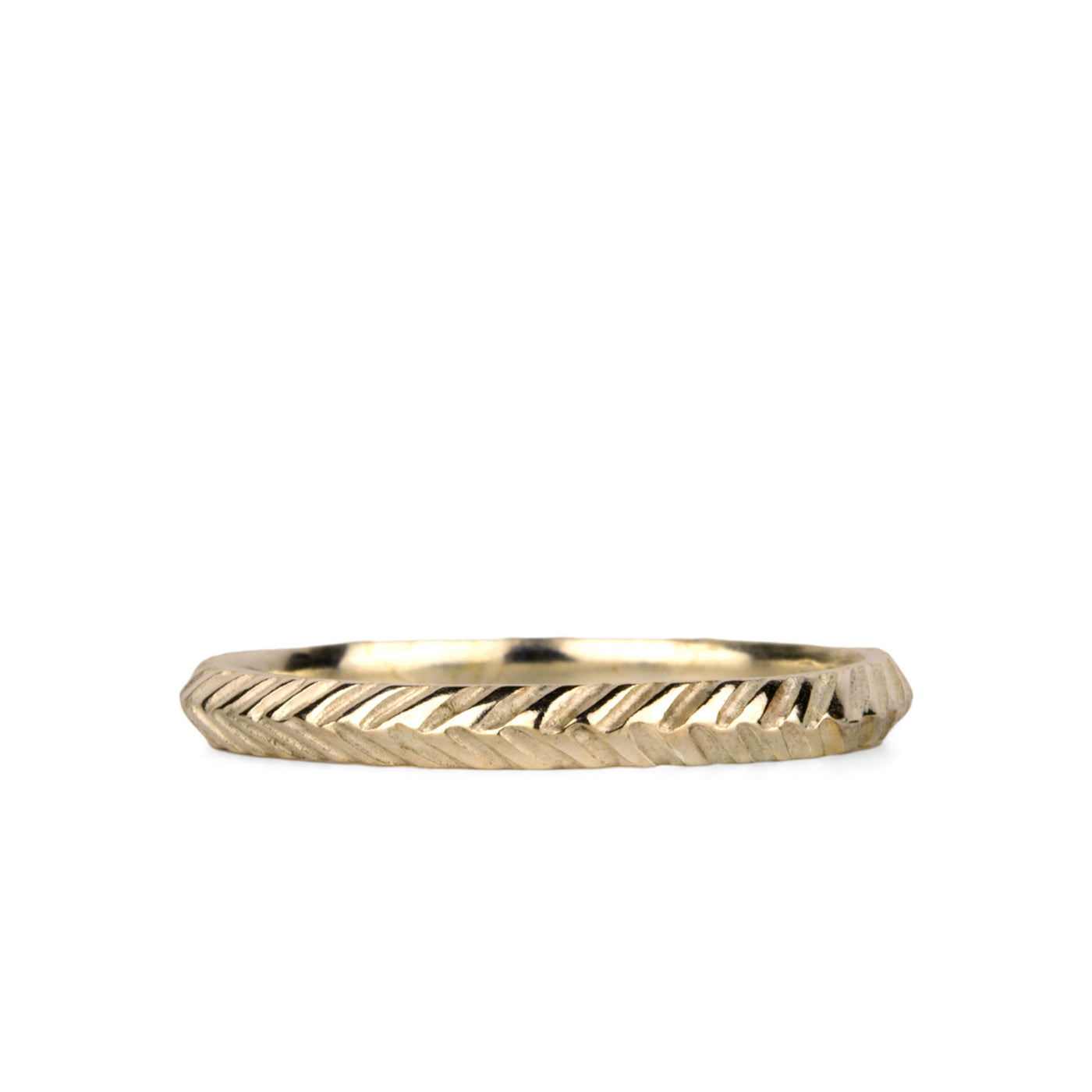 14k yellow gold stackable herringbone carved band 2mm width