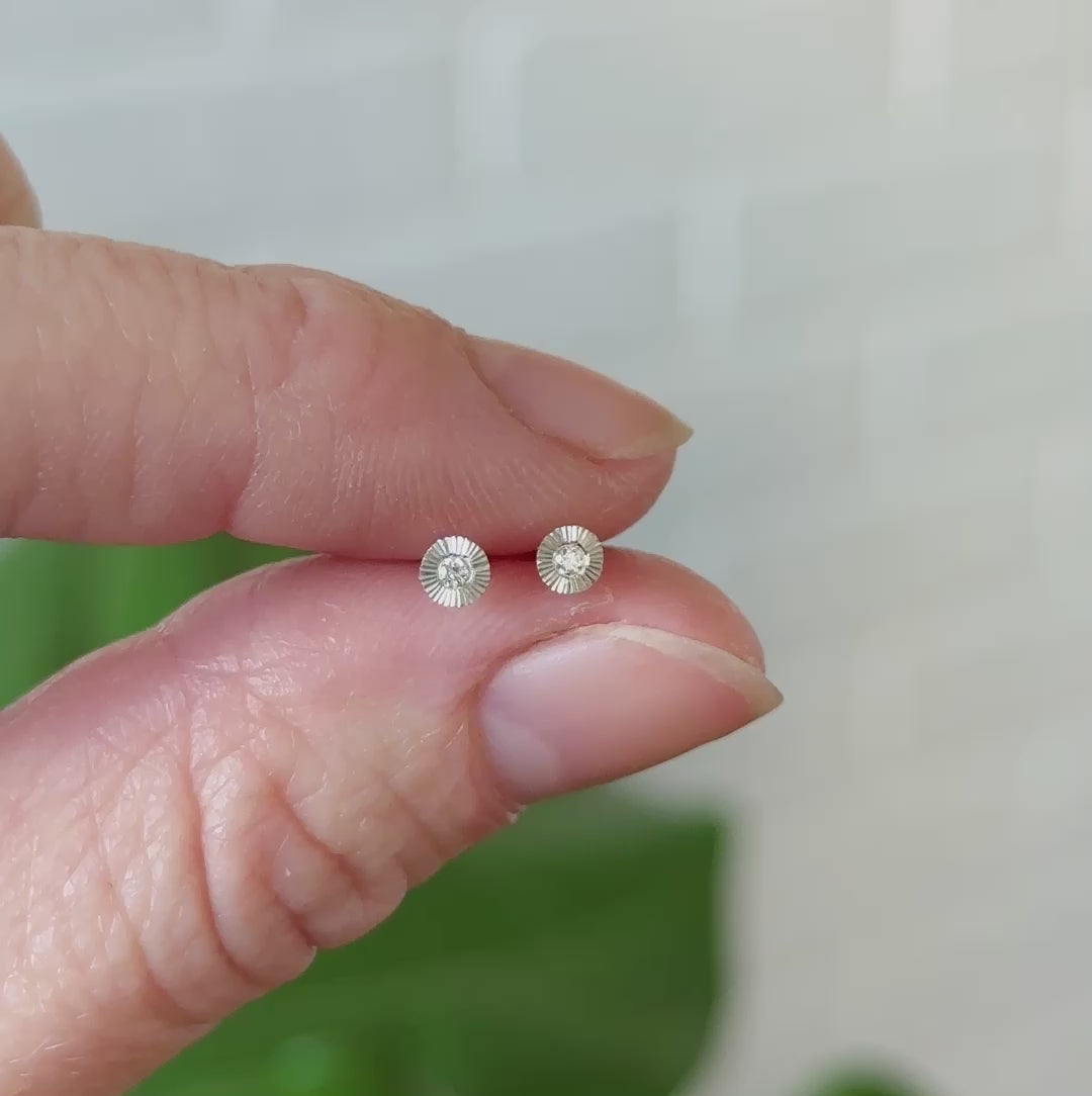 Micro Aurora Diamond Stud Earring in Sterling Silver